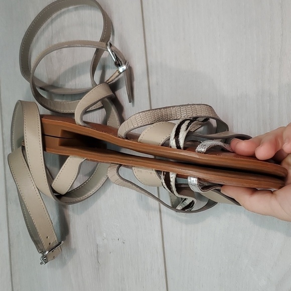 NEW Gianni Bini Womens Saffari Leather Gladiator Sandals Flats shoes sz 8M - Picture 8 of 11